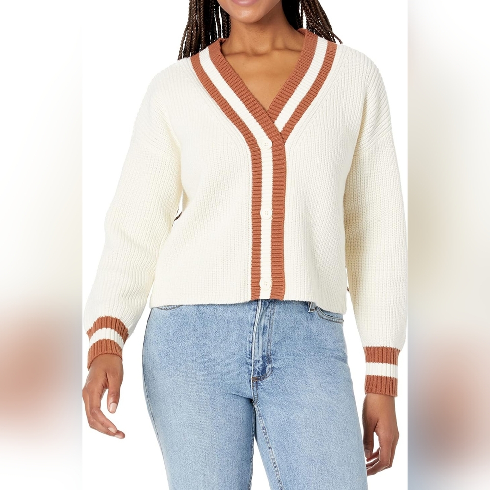 Steve Madden Knit Cardigan in Cream and Brown